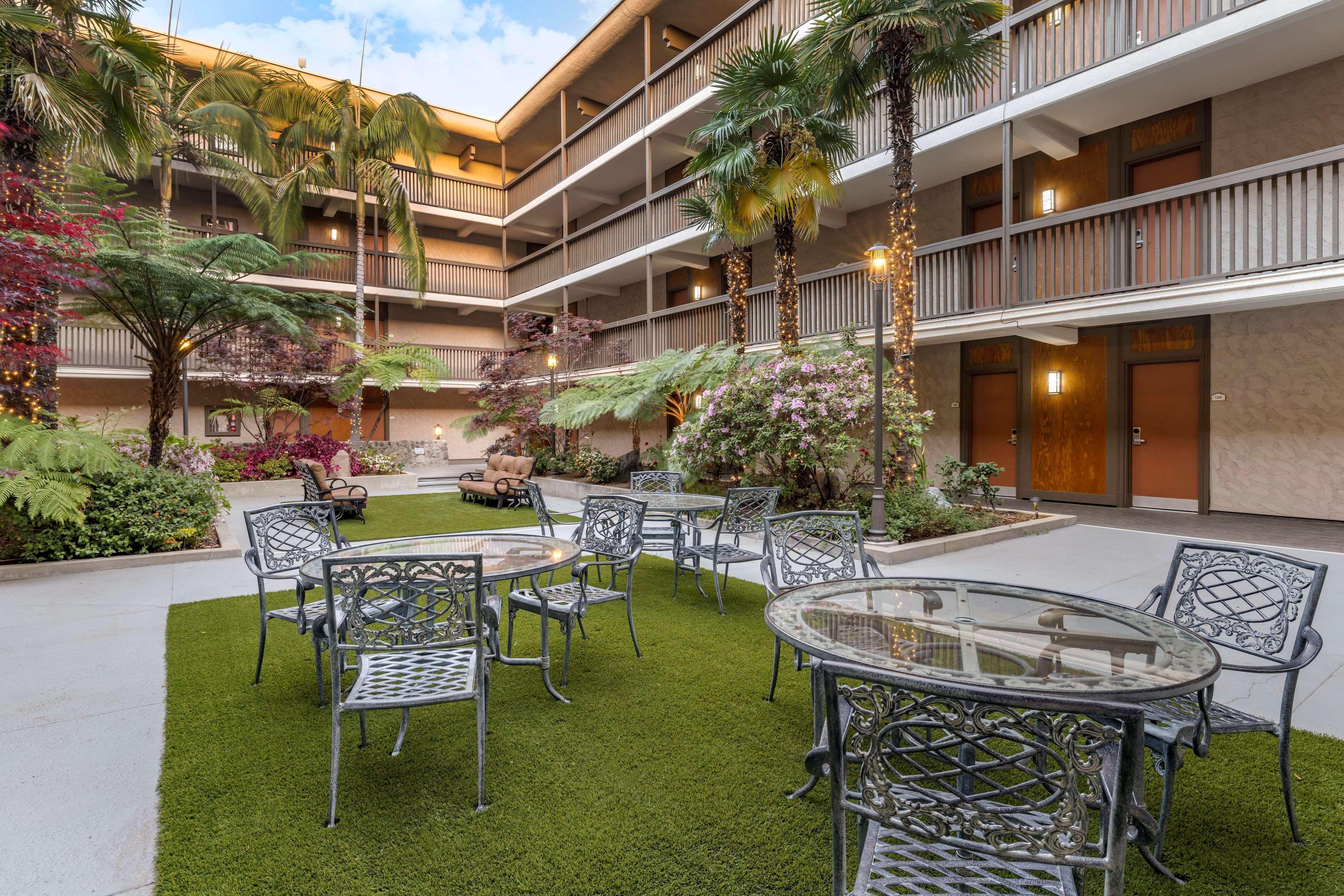 Best Western Plus Thousand Oaks Inn Eksteriør bilde